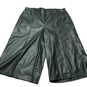 NWT Lane Bryant Faux Leather Extra Wide Leg Pants Plus Size 24 Elastic Black